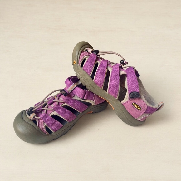 Keen Purple Newport H2 Waterproof Washable Water Shoes Sandals - Picture 2 of 15
